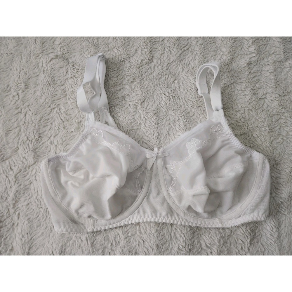 Bali Women's White Underwire Bra Size 38C Floral Embroidered Mesh Intimates